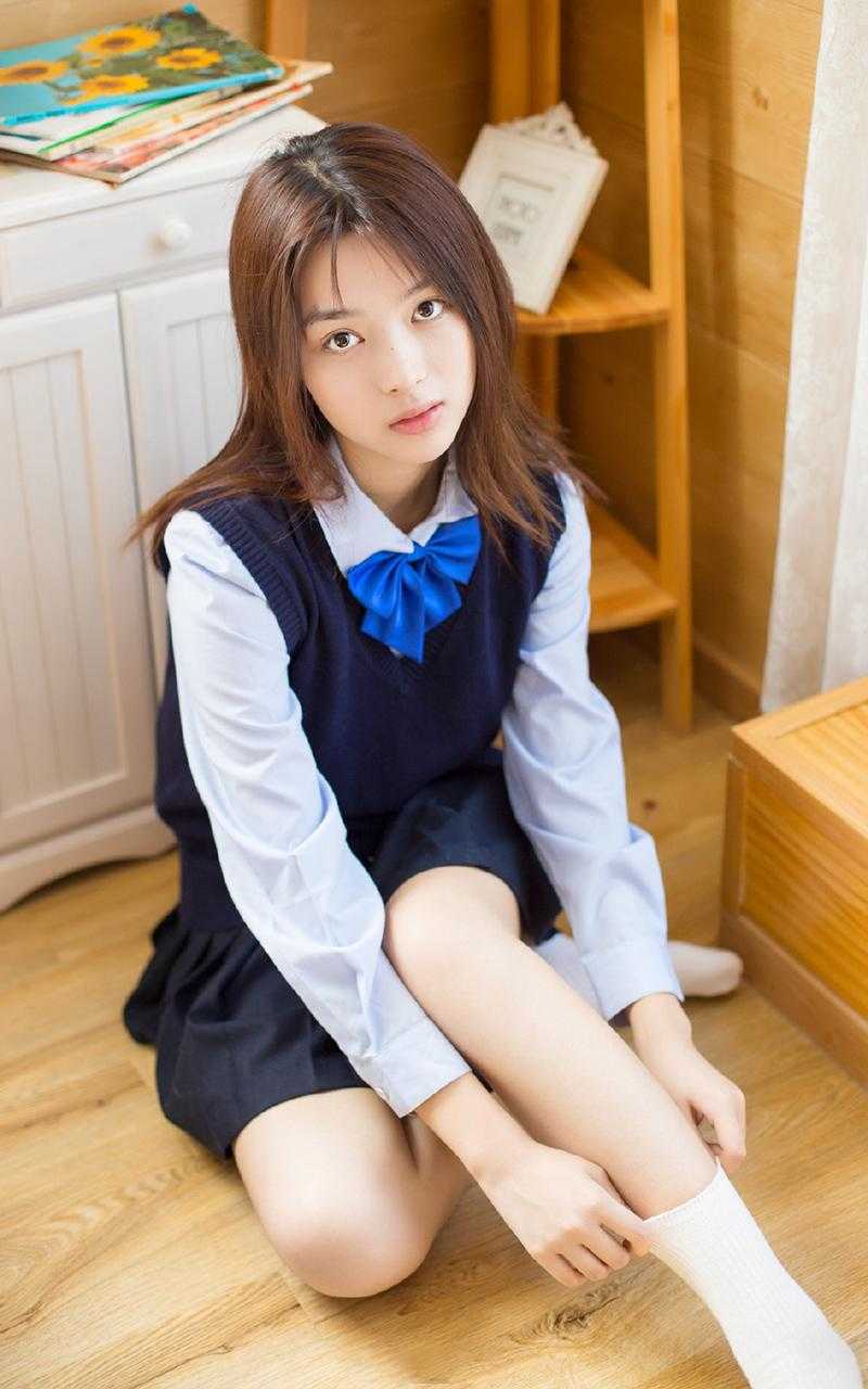 穿成少爷舔狗后，手撕他的白月光白月光孟浩无删减全文